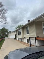 319 S 2nd Street, Odessa, MO 64076