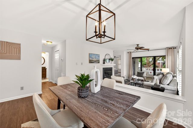 2715 Selwyn Avenue 26, Charlotte, NC 28209