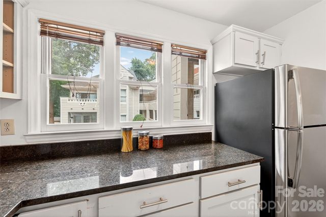 2715 Selwyn Avenue 26, Charlotte, NC 28209