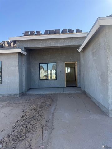 5053 E Los Olivos Dr, San Luis, AZ 85336