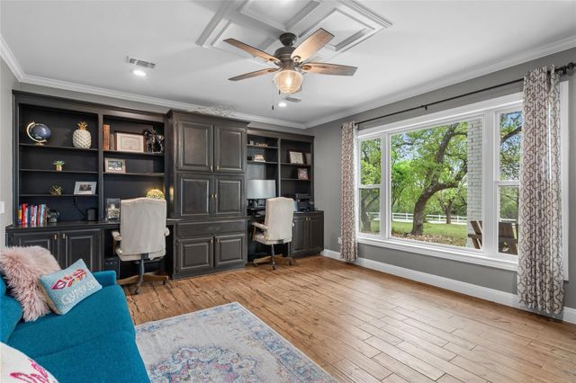 606 Winchester DR, Dripping Springs, TX 78620