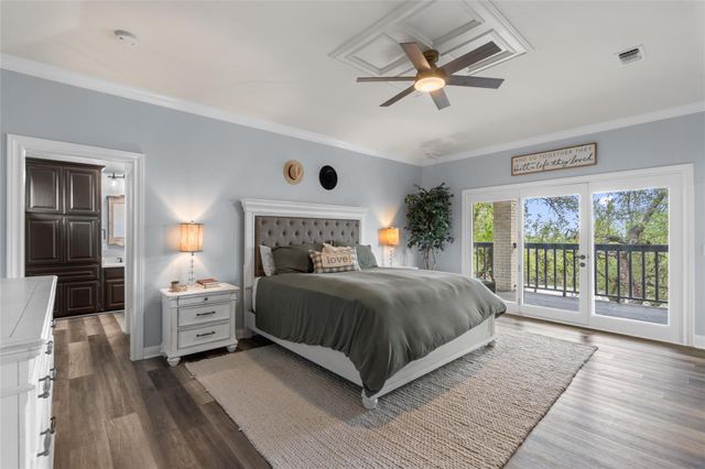 606 Winchester DR, Dripping Springs, TX 78620