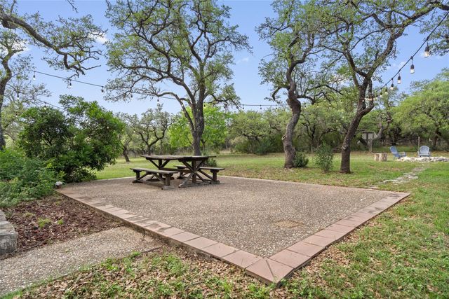 606 Winchester DR, Dripping Springs, TX 78620