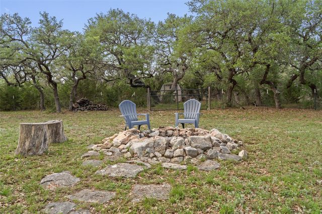 606 Winchester DR, Dripping Springs, TX 78620