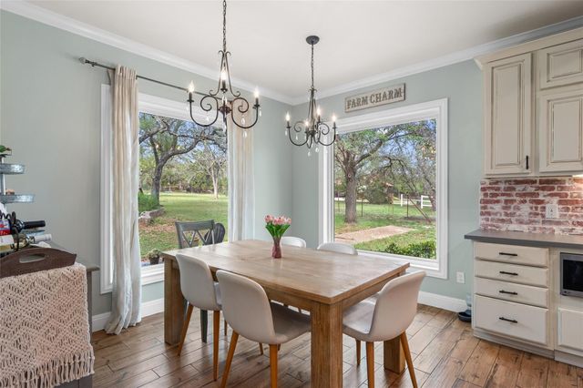 606 Winchester DR, Dripping Springs, TX 78620