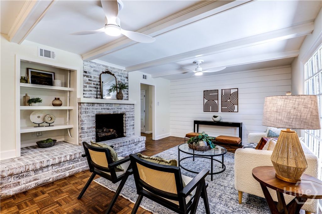Image 12 of property listing at 106 E 57th Street, Savannah, GA 31405