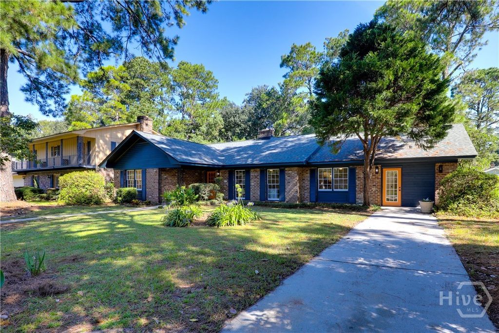 Image 2 of property listing at 106 E 57th Street, Savannah, GA 31405