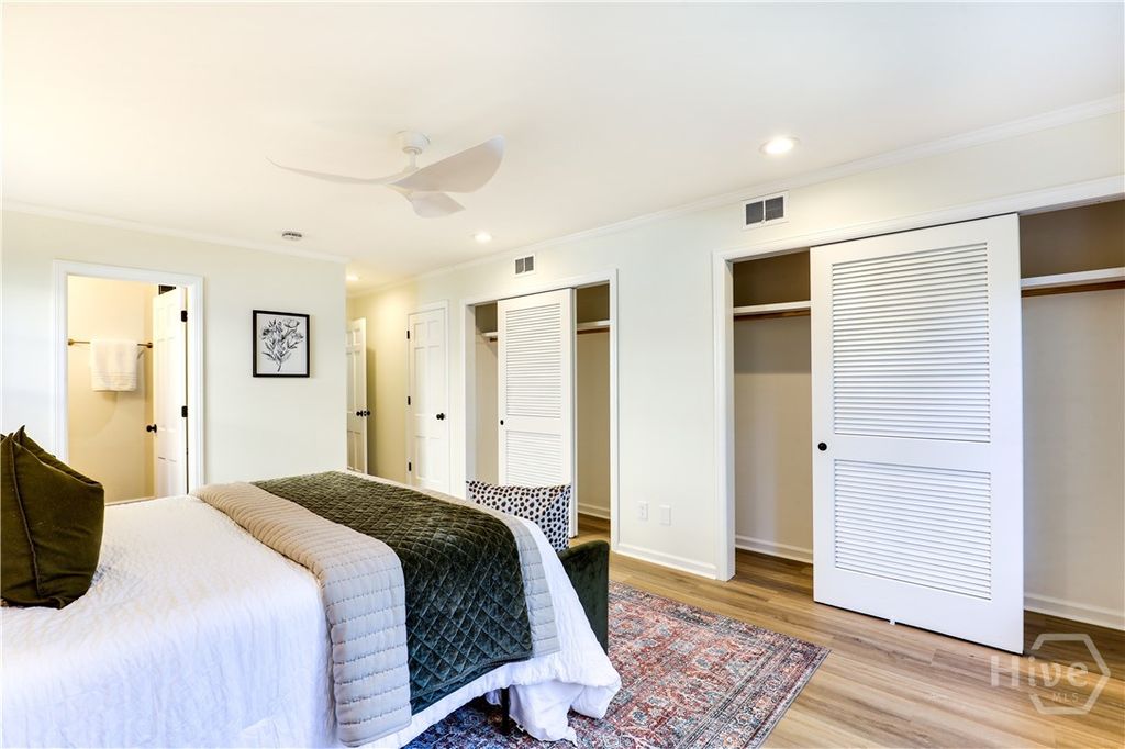 Image 24 of property listing at 106 E 57th Street, Savannah, GA 31405