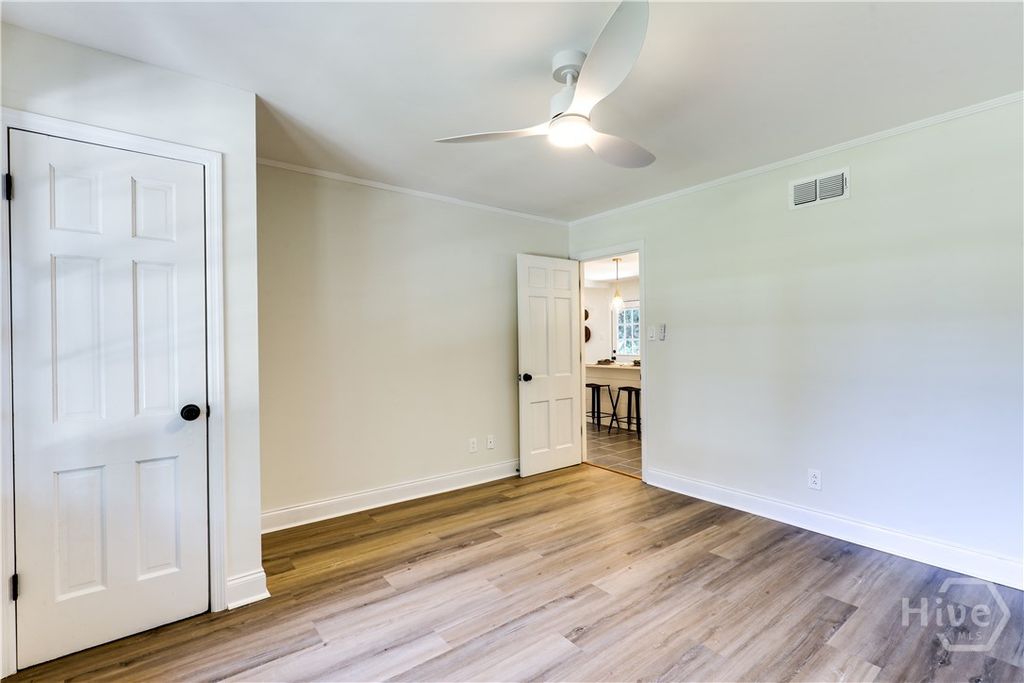 Image 35 of property listing at 106 E 57th Street, Savannah, GA 31405