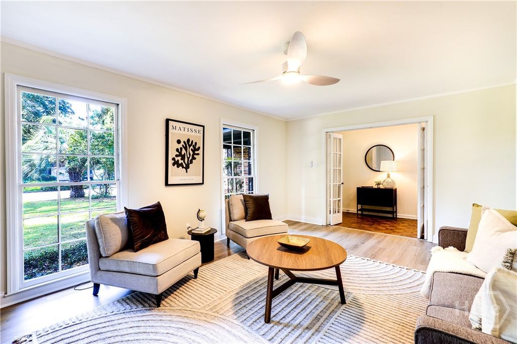 Image 8 of property listing at 106 E 57th Street, Savannah, GA 31405