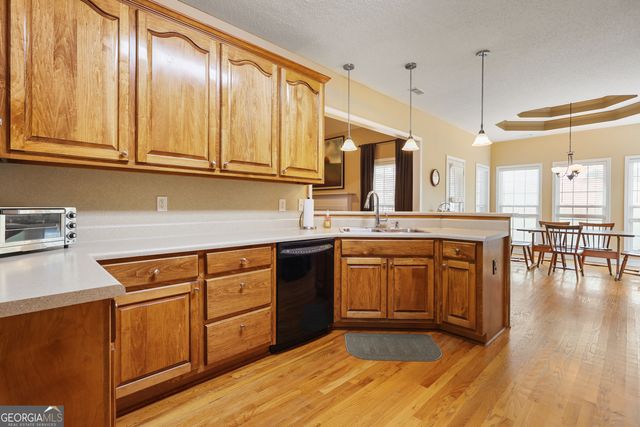 4301 Gladys Court, Mcdonough, GA 30252