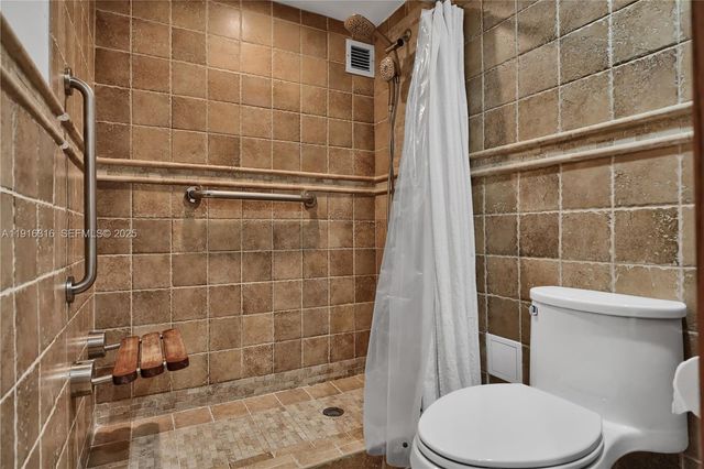 5005 Collins Ave 402, Miami Beach, FL 33140