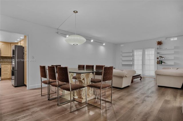 5005 Collins Ave 402, Miami Beach, FL 33140