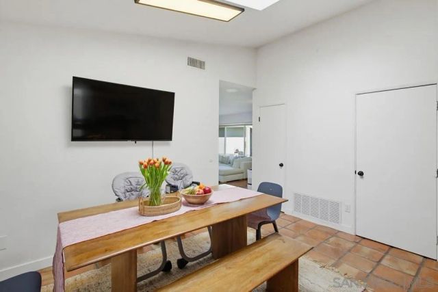 6475 Canyon Vista Ct, San Diego, CA 92111