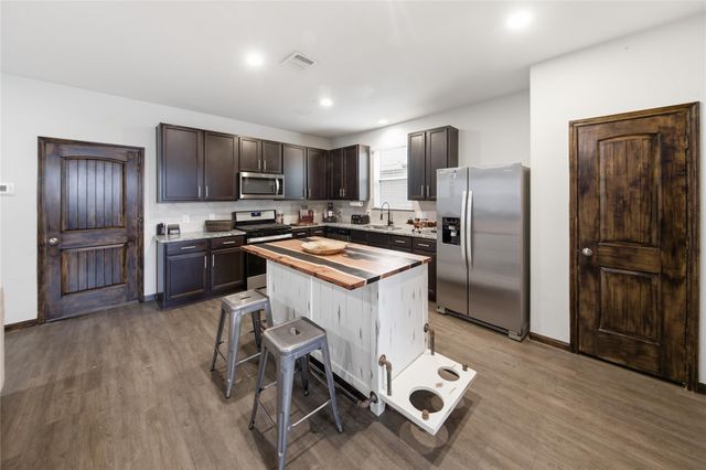 13620 Collier Park Lane, Willis, TX 77378