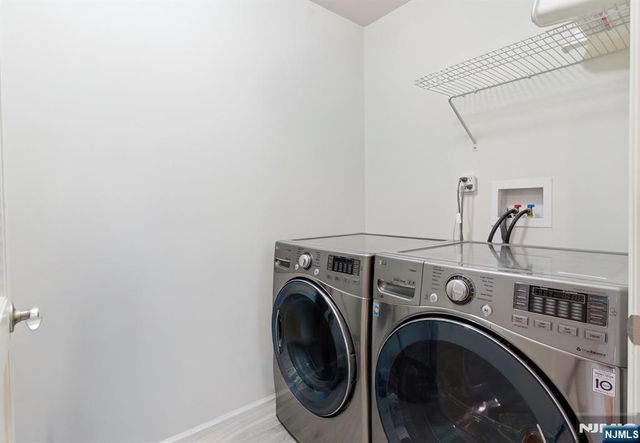 944 Flora Street, Elizabeth, NJ 07201