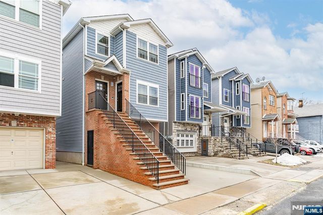 944 Flora Street, Elizabeth, NJ 07201