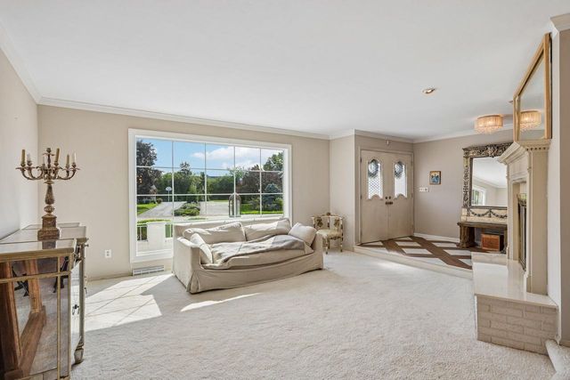2135 Michelle DRIVE, Brookfield, WI 53045