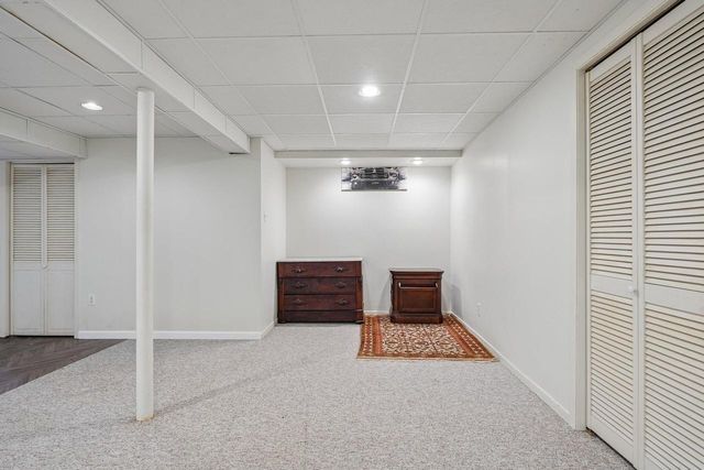 2135 Michelle DRIVE, Brookfield, WI 53045