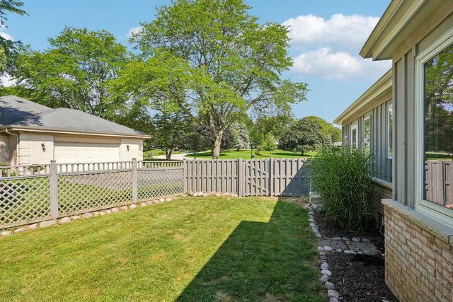 2135 Michelle DRIVE, Brookfield, WI 53045