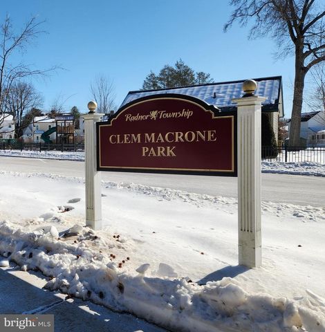 206 LOWRYS LN, Bryn Mawr, PA 19010