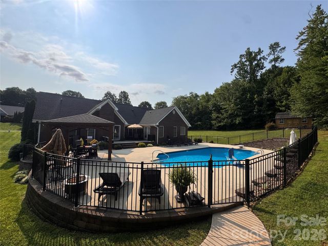 97 Wittenburg Springs Drive, Taylorsville, NC 28681