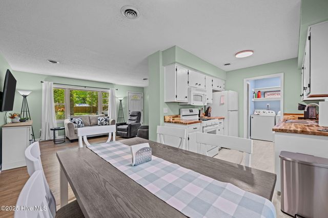 1103 Fulcher Lane, New Bern, NC 28562