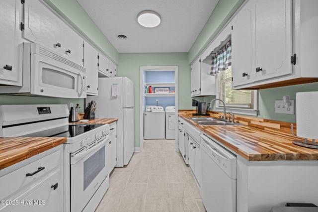 1103 Fulcher Lane, New Bern, NC 28562