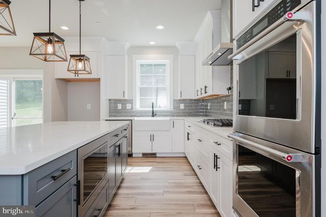 3212-A RICHFIELD LN, Phoenix, MD 21131