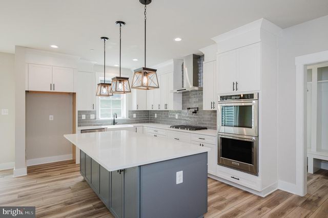 3212-A RICHFIELD LN, Phoenix, MD 21131