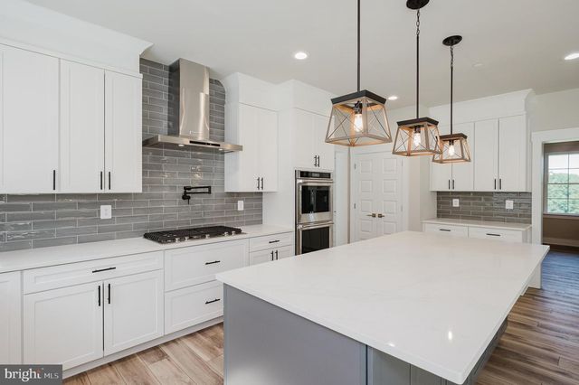 3212-A RICHFIELD LN, Phoenix, MD 21131