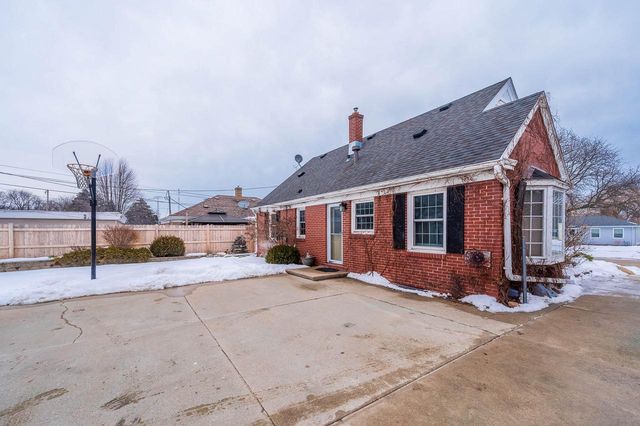 708 Illinois STREET, Racine, WI 53405