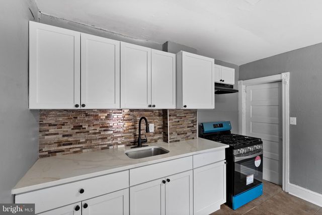 26 E ADAMS ST, Paulsboro, NJ 08066