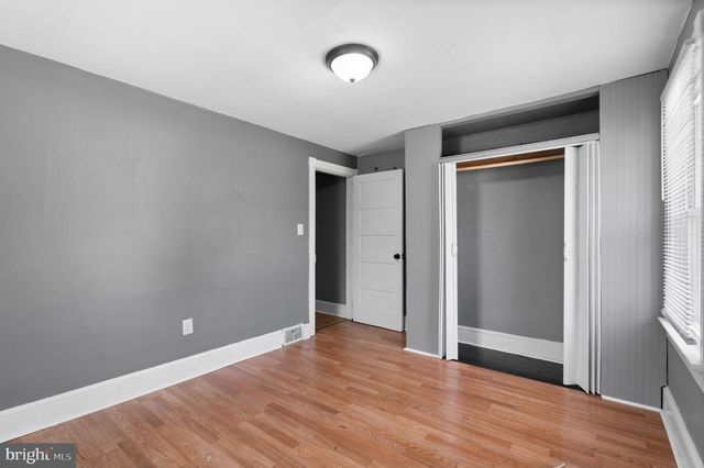 26 E ADAMS ST, Paulsboro, NJ 08066