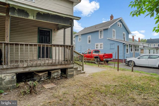 26 E ADAMS ST, Paulsboro, NJ 08066
