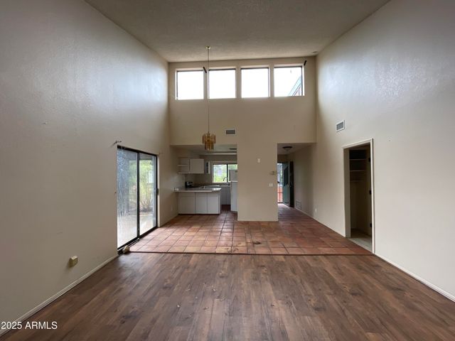 17288 E LAKEVIEW Court, Mayer, AZ 86333