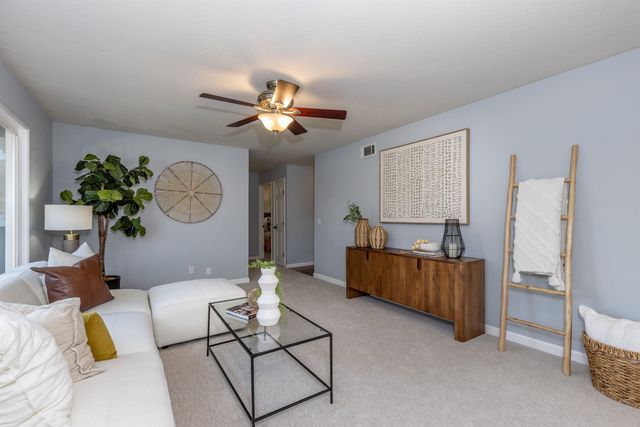 727 Del Mar Ave, Livermore, CA 94550