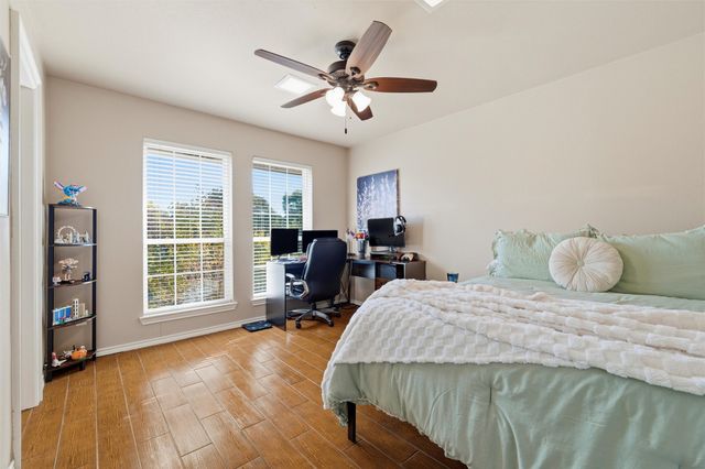 2000 Lakehill Court, Arlington, TX 76012