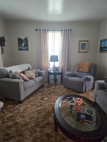 114 Dry Knob Road, Georges Twp, PA 15478