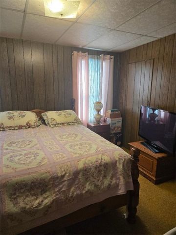 114 Dry Knob Road, Georges Twp, PA 15478