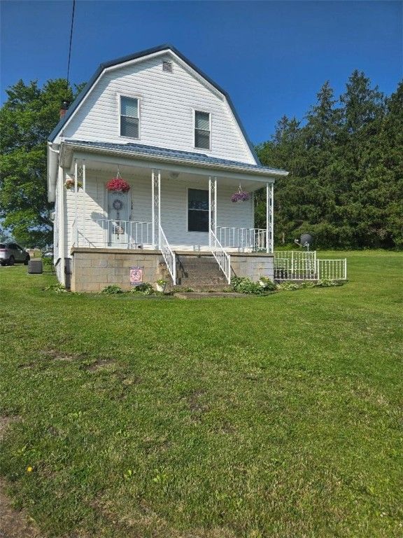 114 Dry Knob Road, Georges Twp, PA 15478