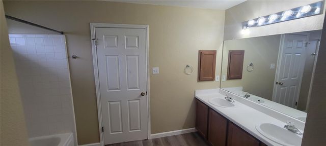 618 Elizabeth LN, Bastrop, TX 78602