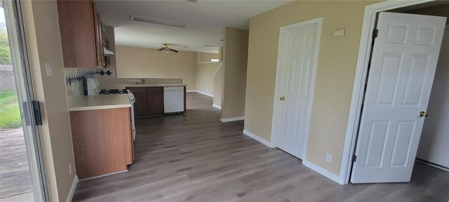 618 Elizabeth LN, Bastrop, TX 78602