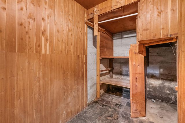 1130 S Hydraulic, Wichita, KS 67211