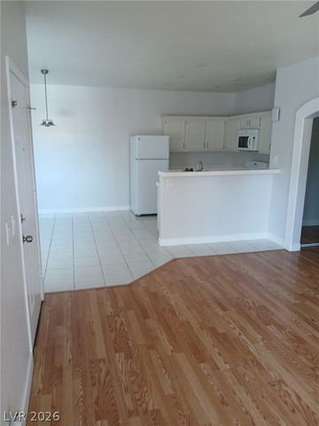 2201 RAMSGATE Drive 426, Henderson, NV 89074