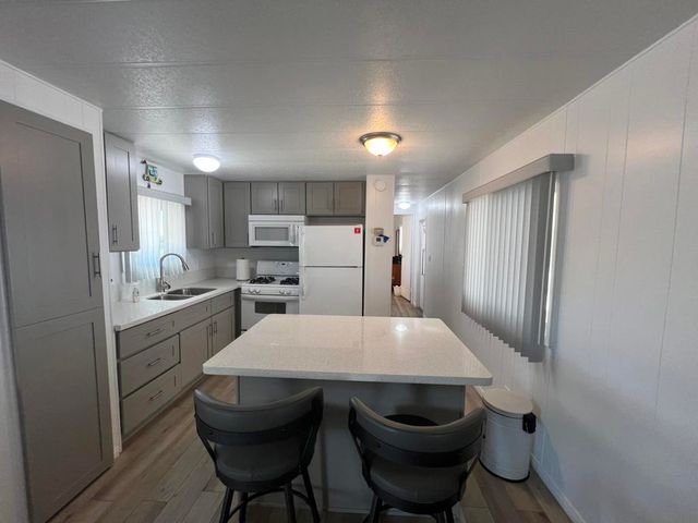 69576 Crestview Drive, Desert Hot Springs, CA 92241