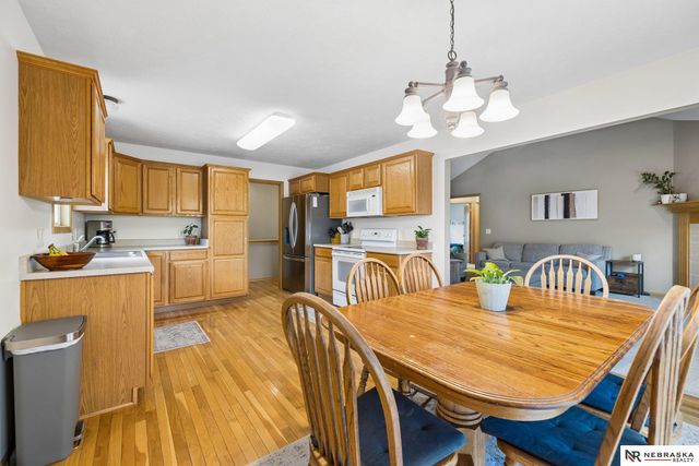 5508 N 17th Street, Lincoln, NE 68521