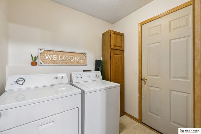 5508 N 17th Street, Lincoln, NE 68521