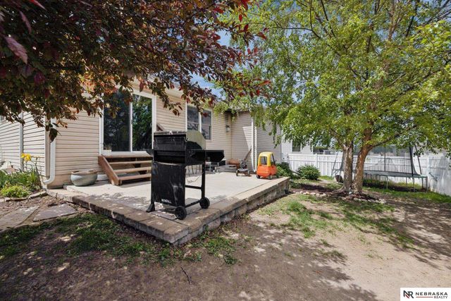 5508 N 17th Street, Lincoln, NE 68521
