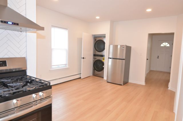 88 Cleverland Ave 1, Everett, MA 02149